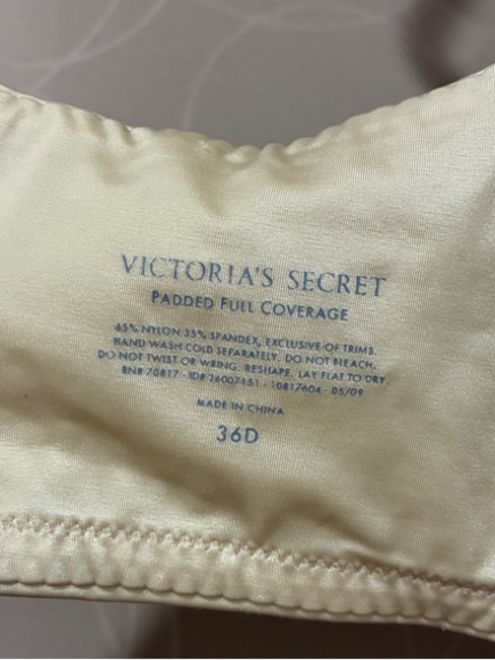 Victoria Secret Biofit Padded Everyday T-Shirt Bra in Light Beige - Picture 3 of 3